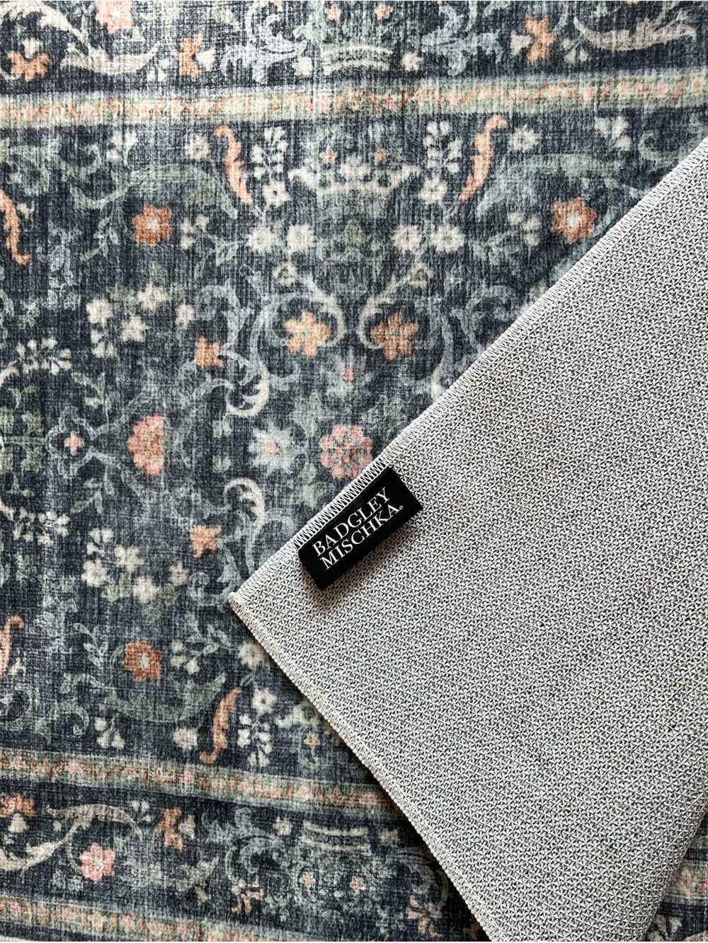 Two Badgley Mischka Rugs (2x3 Rug & 2.5 ft x 6 ft Runner) NWOT - Picture 16 of 16